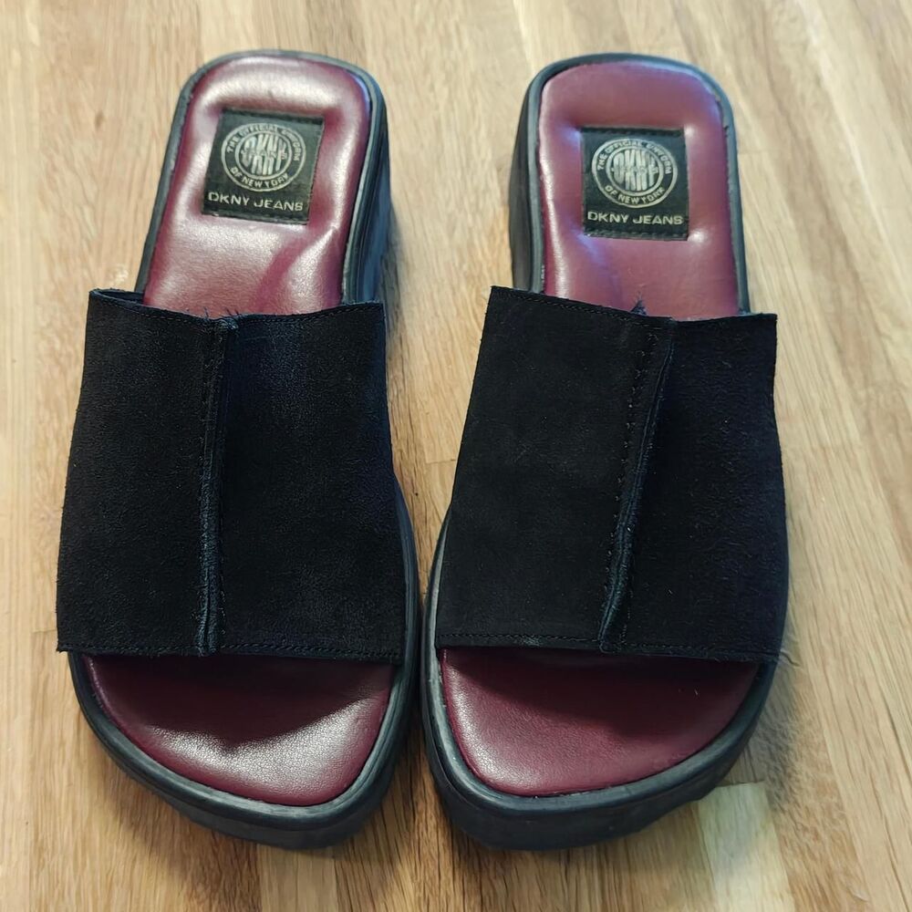 Dkny Women's Black and Burgundy Slides - Picture 3 of 5